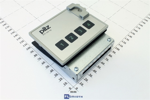 Operation Mode Selector Switch for PILZ controller
